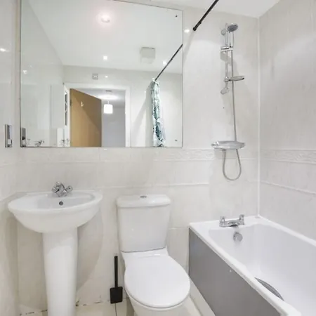 Olympian Court 2 Bed Apartment